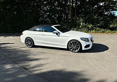 Mercedes-Benz C 200 Cabriolet AMG Line Automatik / LED Navi