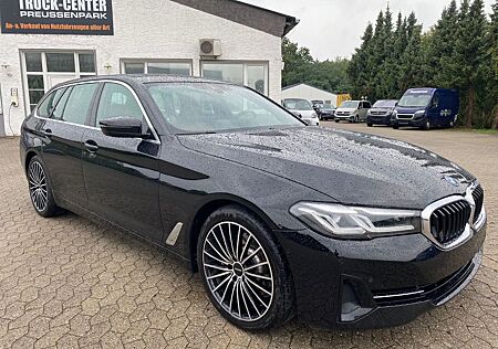 BMW 530e Touring Sport Line*LED*Harman*Panorama*19z