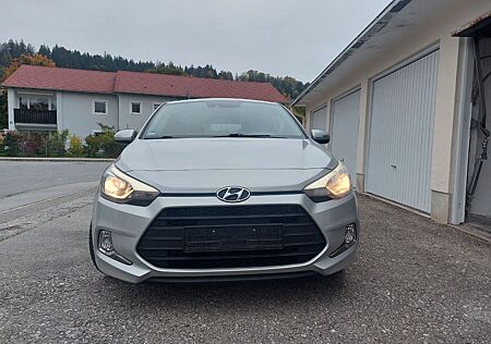 Hyundai i20 1.4 Trend Coupe Trend