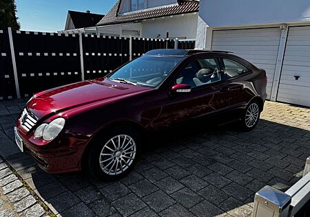 Mercedes-Benz C 180 Kompressor Sportcoupé -