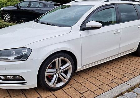 VW Passat Variant Volkswagen 2.0 TDI DSG R-Line BMT Varian...