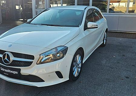 Mercedes-Benz A 180 CDI Style BlueEfficiency, Automatik