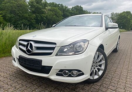 Mercedes-Benz C 250 Coupe Super Optik Automatik Navi