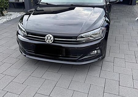 VW Polo Volkswagen AW ( VI 1.0 TSI 70kW )