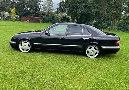 Mercedes-Benz E 280 Elegance