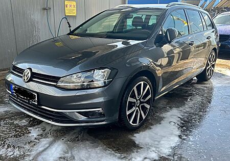 VW Golf Volkswagen 1.0 TSI Comfortline Variant Comfortline