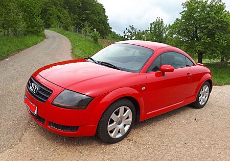 Audi TT Coupe 1.8T - Rot