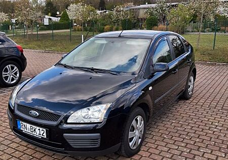 Ford Focus 1,8 * Klima * HU 04/26