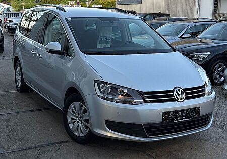 VW Sharan Volkswagen Comfortline 2.0 TDI /Navi/7.Sitzer/2.Hd.