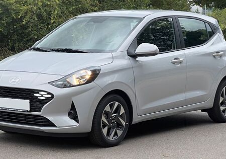 Hyundai i10 Trend 1.0 AMT *Navi*RFKamera*PDC*Klima*