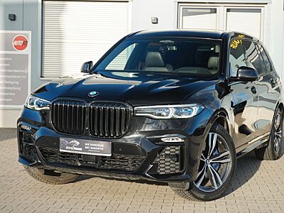 BMW X7 M50i*STHZ*SKY Lounge*6-Sitzer*