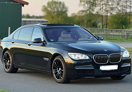 BMW 750Ld -Xdrive-M-Paket-Softclose-HUD-RFK-LED-Voll
