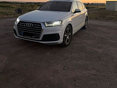 Audi Q7 3.0TDI, ACC/ 7 Sitzer