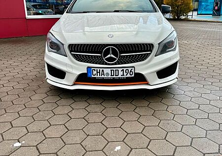 Mercedes-Benz CLA 220 Shooting Brake CLA 220 CDI DCT Orange