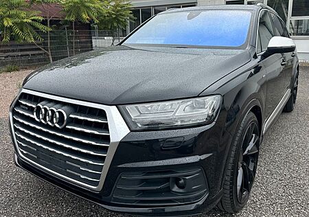 Audi Q7 3.0 TDI quattro S-Line