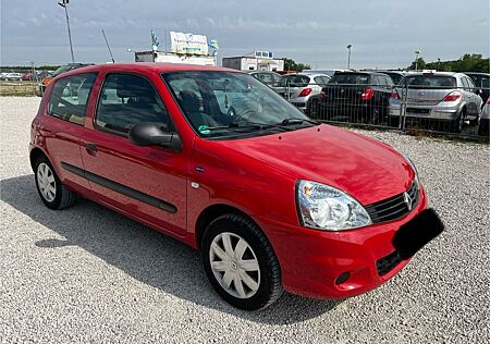 Renault Clio II Campus YAHOO!