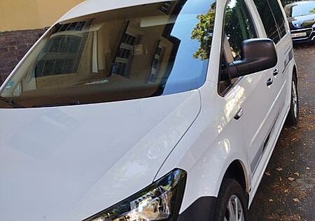 VW Caddy Volkswagen 2,0TDI 75kW BMT DSG Trendline 5-Sitzer...