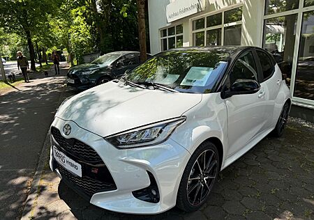 Toyota Yaris Yaris1.5 130 GR SPORT,TWW,Navigation,TWW,Alu