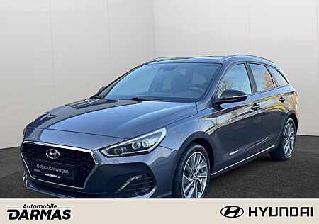 Hyundai i30 i30cw 1.4 T-GDI DCT Passion Plus Pano AHK RFK