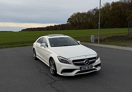 Mercedes-Benz CLS 63 AMG 4MATIC PERFORMANCE VOLL SCHECKHEFT MB