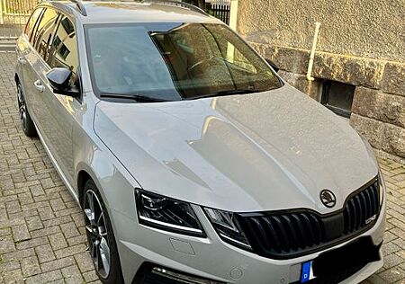 Skoda Octavia 2.0 TDI RS Standheizung, 1. Hand