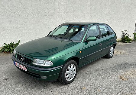 Opel Astra F 1.6 Klima DAB AHK 5 Türer Sehr gepflegt