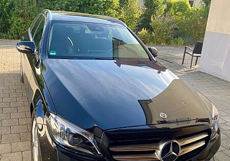 Mercedes-Benz C 180 T Avantgarde **9G/Navi/Multi