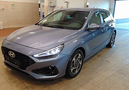 Hyundai i30 HB Family NAVI LED RFK DAB SHZ LK