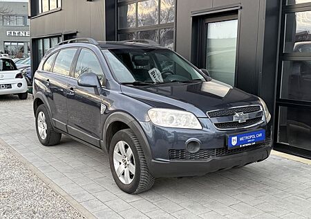 Chevrolet Captiva 2.4 LS 2WD 7-SITZ/AHK/PDC/LMF+TÜV 09.27