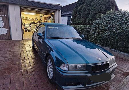 BMW 328i Cabrio gepflegter Zustand