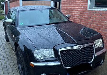 Chrysler 300C Touring 3.0 CRD Autom. -
