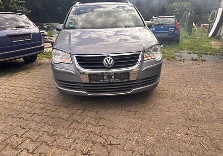 VW Touran Volkswagen 1.9 TDI 77kW DPF Conceptline Conceptline
