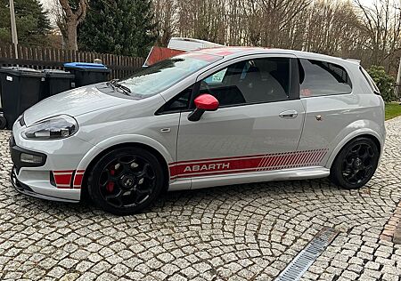 Abarth Punto Evo *SCHECKHEFT*UNFALLFREI*8-FACH BEREIFT