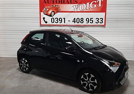 Toyota Aygo (X) Aygo -play Team D Kamera Klima