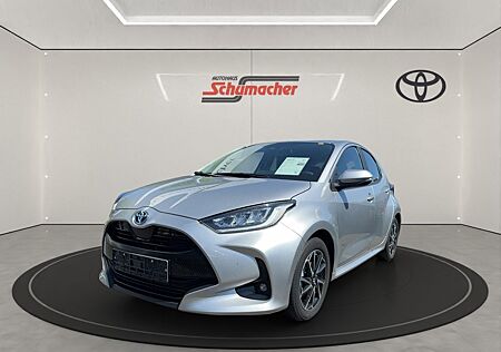 Toyota Yaris TEAM-D+COMFORT-PAKET+SHZ+KAMERA+LAGERWAGEN