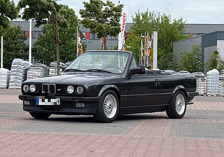 BMW 325i E30 Cabrio Motor Revidiert
