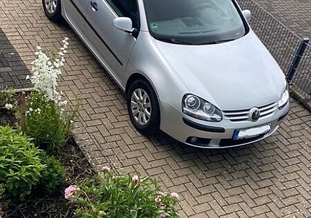 VW Golf Volkswagen 2.0 FSI Comfortline Automatik Comfortline