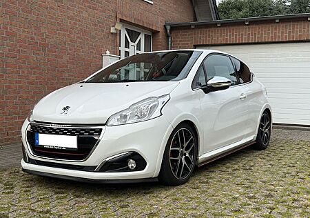 Peugeot 208 THP GTi by Sport GTi