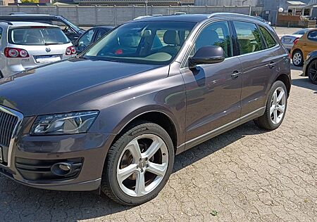 Audi Q5 2.0 TDI quattro/Navi/Panoramadach/Leder