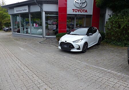 Toyota Yaris Hybrid 1.5 VVT-i GR SPORT, Navigation