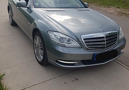 Mercedes-Benz S 350 CDI 4MATIC BlueEFFICIENCY -