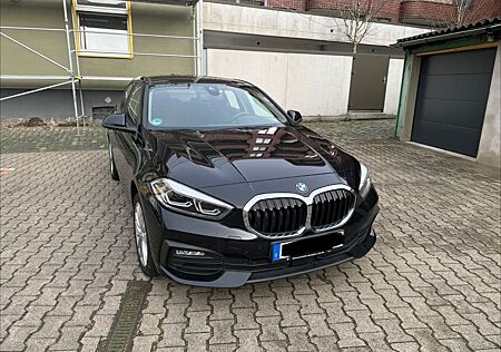 BMW 120i 2 j. Restgarantie