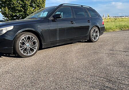 BMW 525d A Touring -