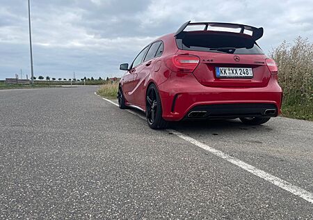 Mercedes-Benz A 45 AMG 4MATIC AMG