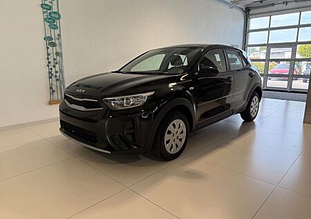 Kia Stonic Silver 1,2 DPI 57 kW (79 PS) Klimaanla...