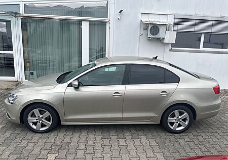 VW Jetta Volkswagen 2.0 TDI DSG Comfortline*Navi*Leder*Garanti