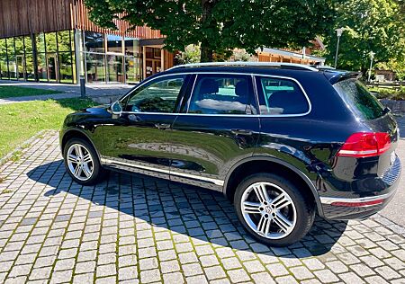 VW Touareg Volkswagen 3.0 V6 TDI SCR Tiptronic BMT BlueMot...