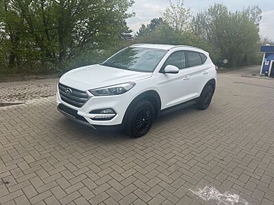Hyundai Tucson blue Style 2.0 2WD 136 PS Navi PDC+Kamera