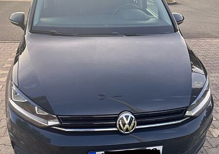 VW Touran Volkswagen 1.6 TDI SCR Trendline | EZ 04/2019