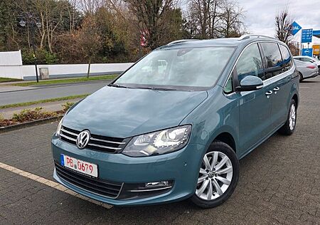 VW Sharan Volkswagen Highline*7SITZER+AUTOM+LED+LEDER+KAME+NAV